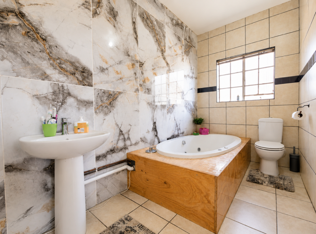15 Bedroom Property for Sale in Ferreira Free State